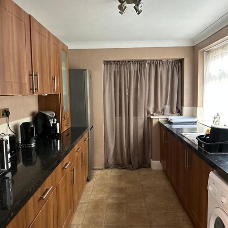 Village Rooms Marton-in-Cleveland Bagian luar foto