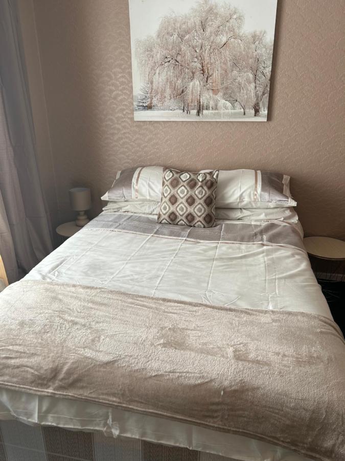 Village Rooms Marton-in-Cleveland Bagian luar foto